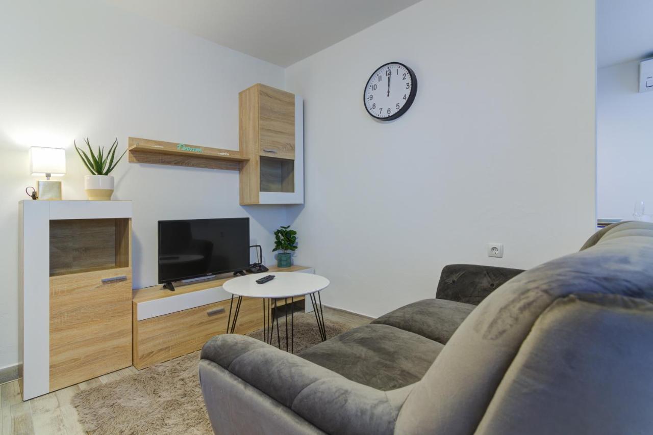 Apartments Maria Senj  Zewnętrze zdjęcie