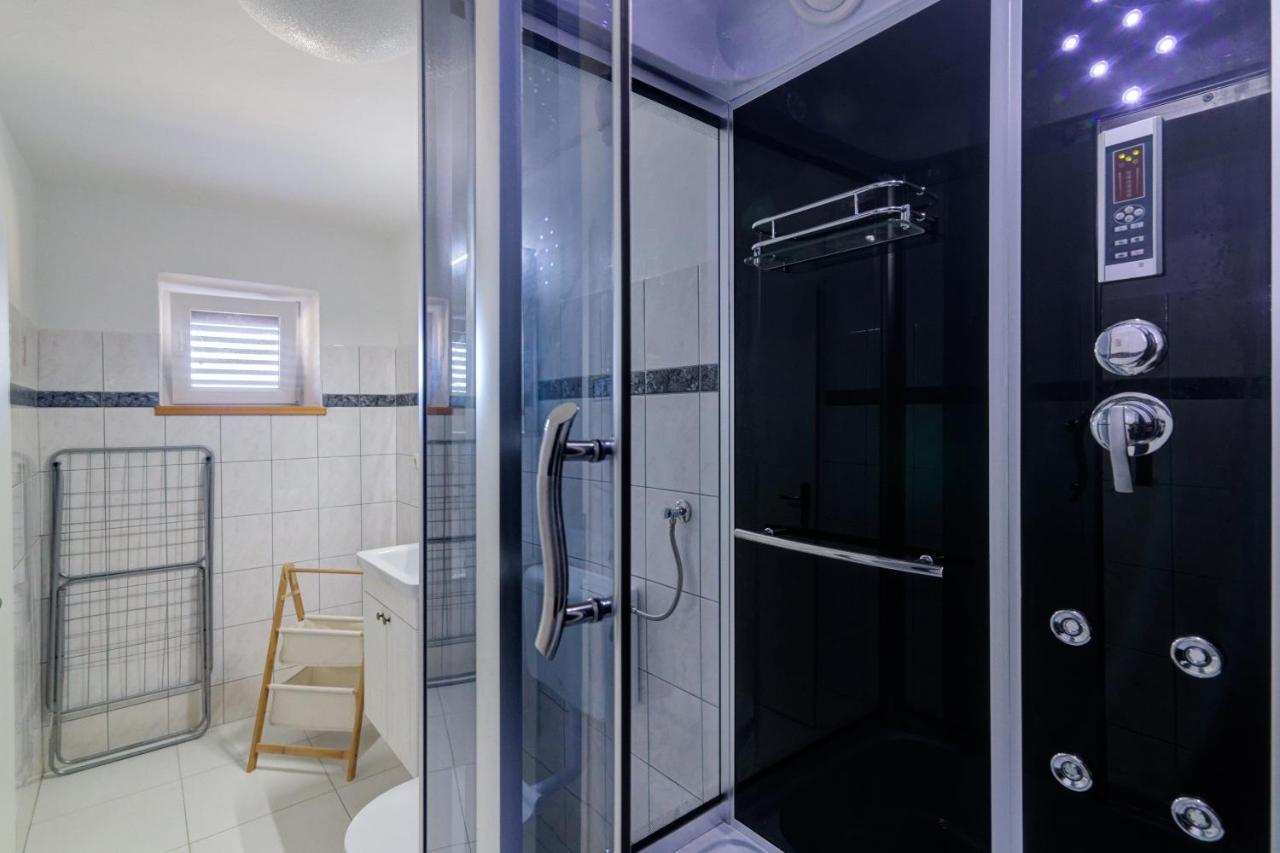 Apartments Maria Senj  Zewnętrze zdjęcie