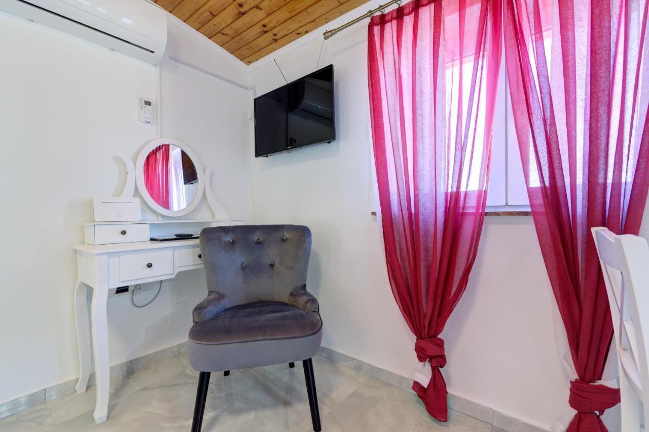 Apartments Maria Senj  Zewnętrze zdjęcie